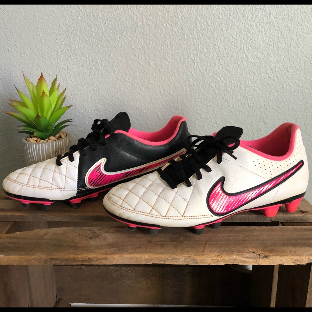 Nike tiempo rio II soccer cleats